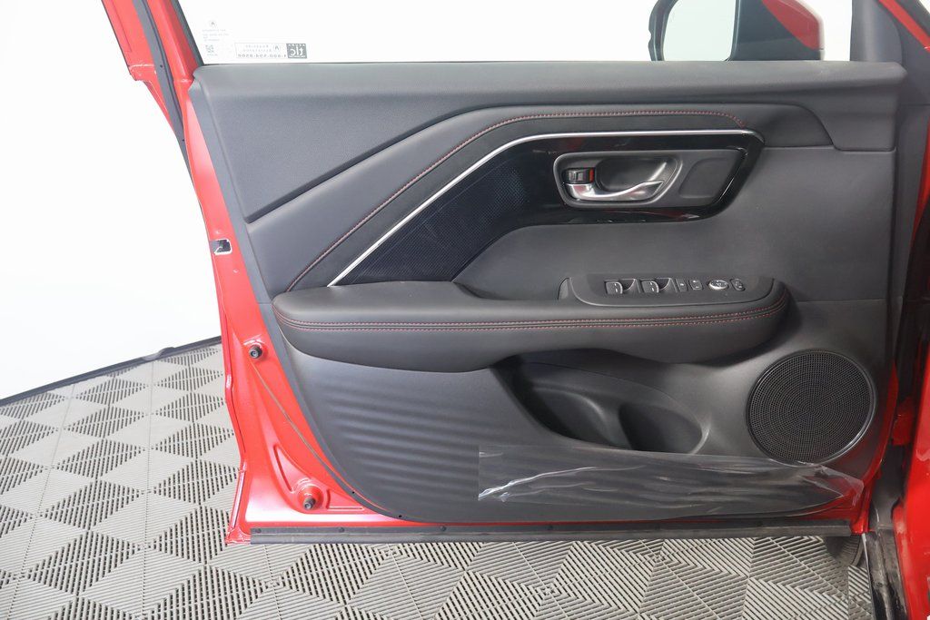 Thumbnail: 2025 Acura ADX - 7