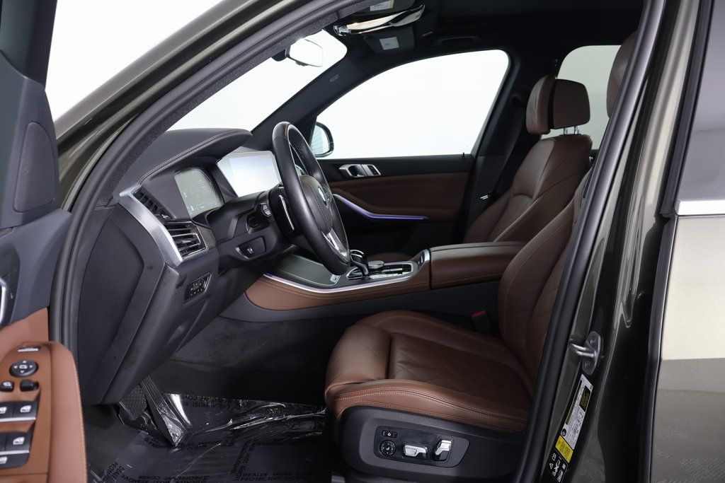 Thumbnail: 2023 BMW X5 - 10