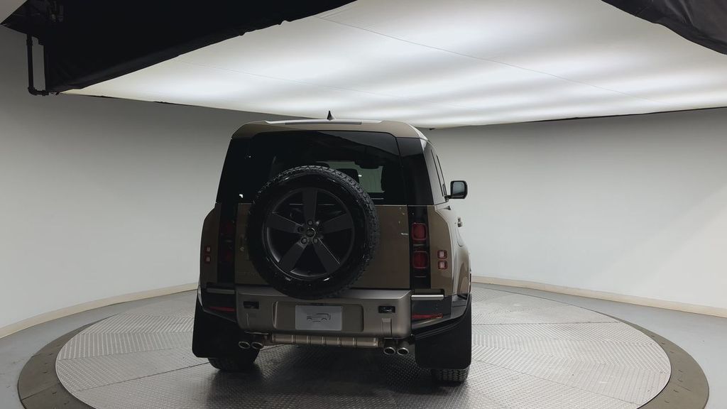 Thumbnail: 2025 Land Rover Defender - 3