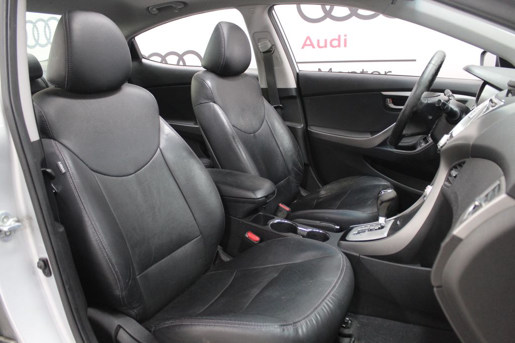 Thumbnail: 2012 Hyundai Elantra - 24