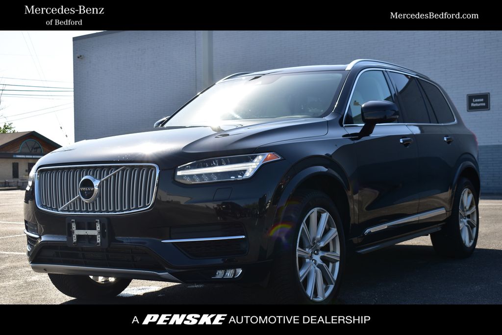 2016 Volvo XC90 T6 Inscription -
                Bedford, OH