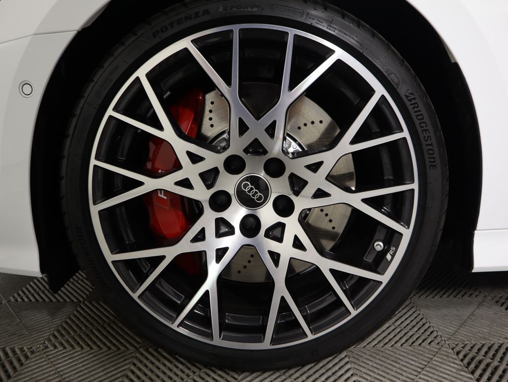 Thumbnail: 2026 Audi RS 3 - 32