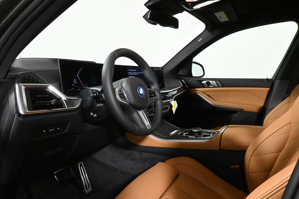 Thumbnail: 2026 BMW X5 - 16