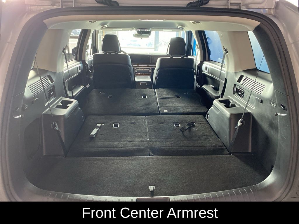 Used 2025 Silver Hyundai SEL image 20