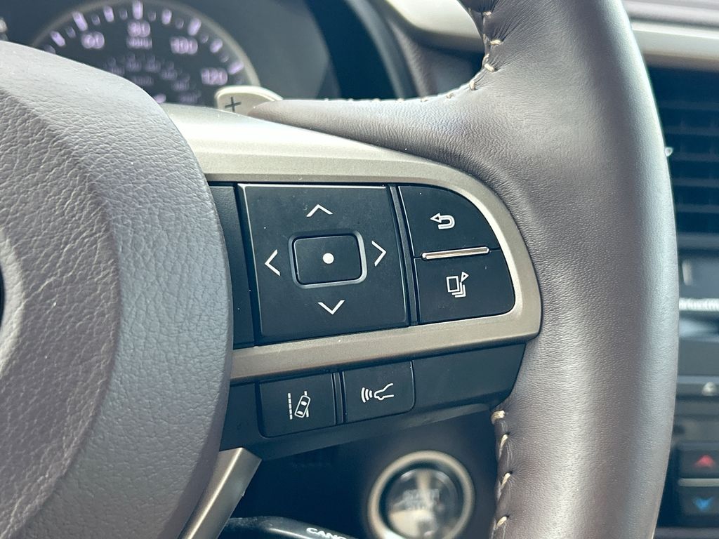 Thumbnail: 2020 Lexus RX - 18