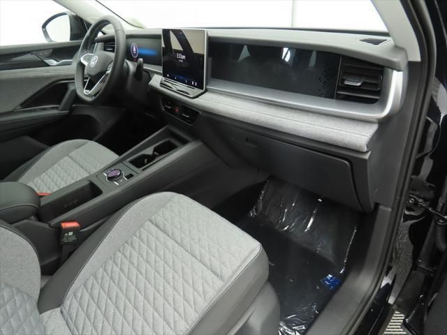 Thumbnail: 2026 Volkswagen Tiguan - 15