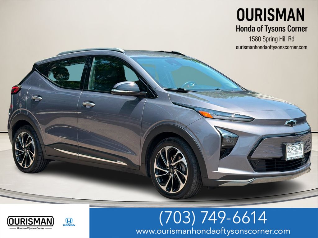 Gray Ghost Metallic 2023 Chevrolet Bolt EUV Hatchback Front-Wheel Drive 1-Speed Automatic