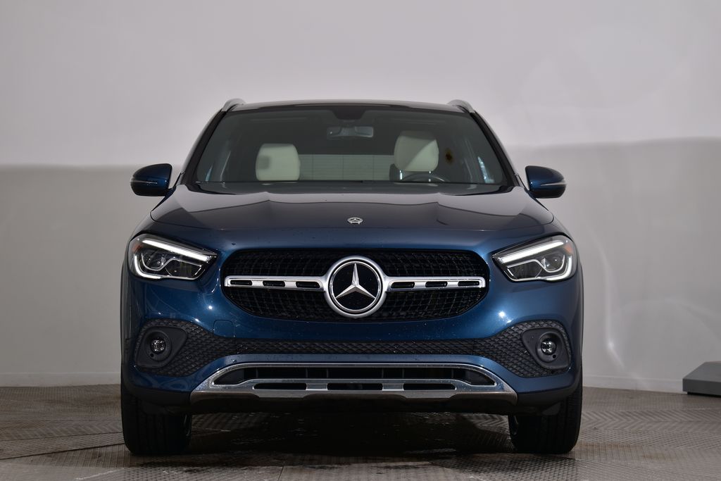 2021 Mercedes-Benz GLA 250 4MATIC 8