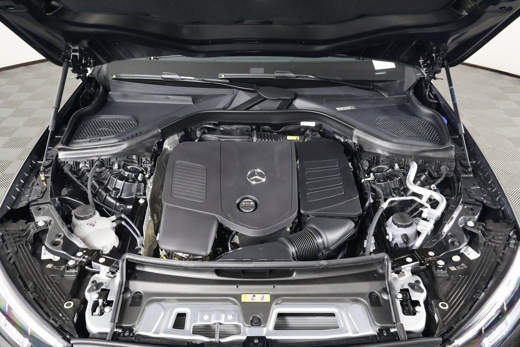 Thumbnail: 2026 Mercedes-Benz GLC - 9