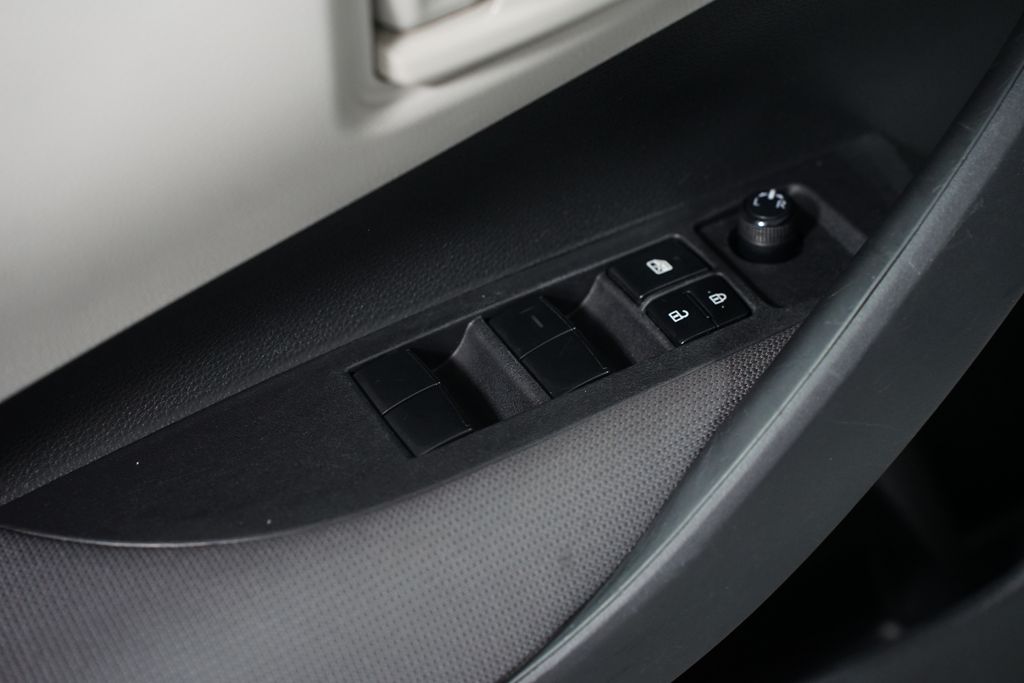 Thumbnail: 2023 Toyota Corolla - 30