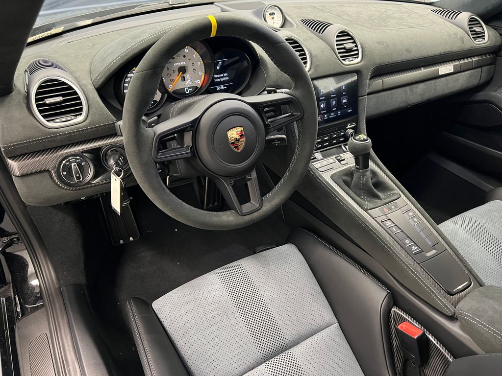 Thumbnail: 2025 Porsche 718 Cayman - 15