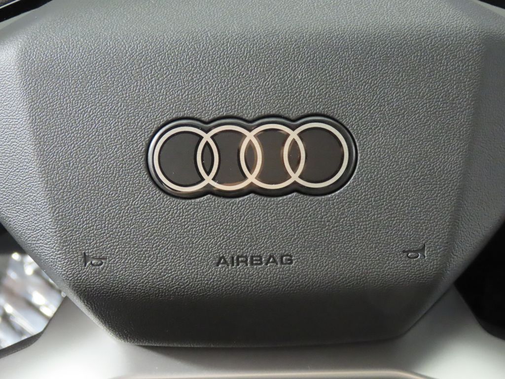 Thumbnail: 2026 Audi Q3 - 17