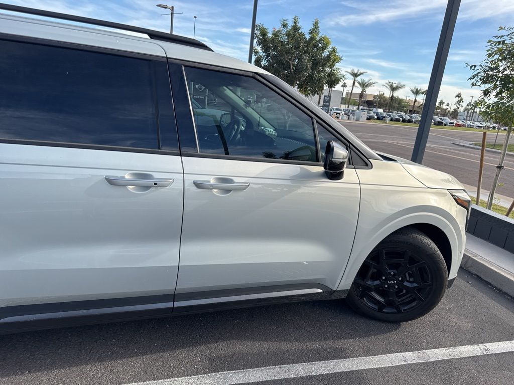 Thumbnail: 2025 Kia Carnival - 3