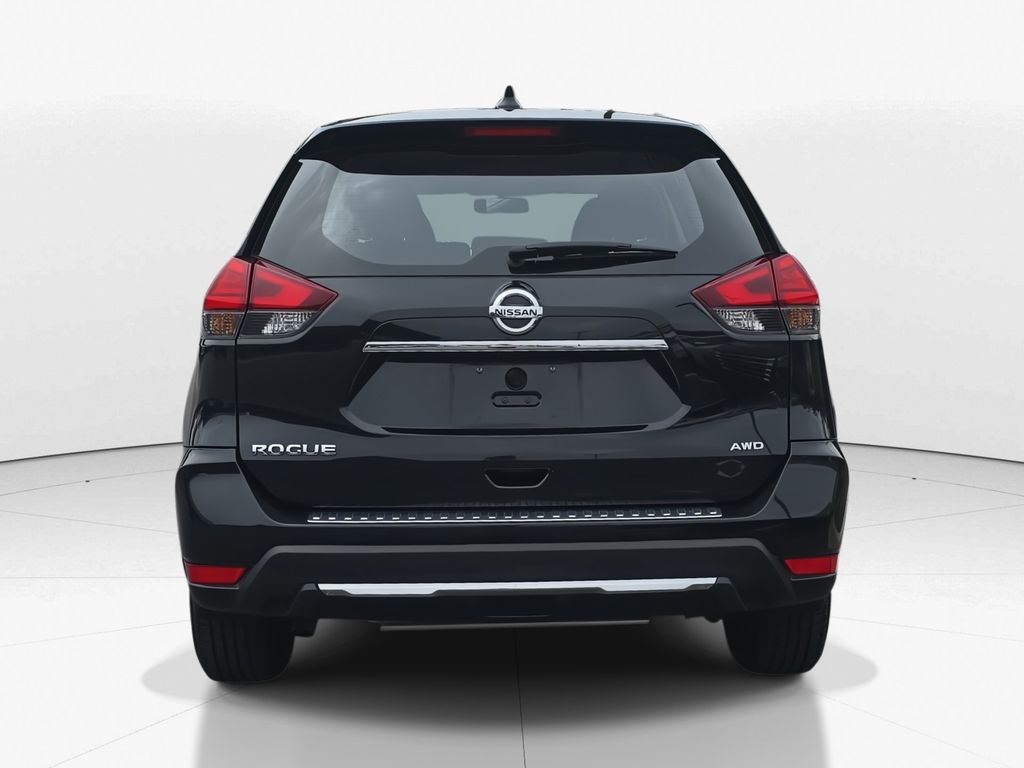 2017 Magnetic Black Nissan Rogue S AWD SUV