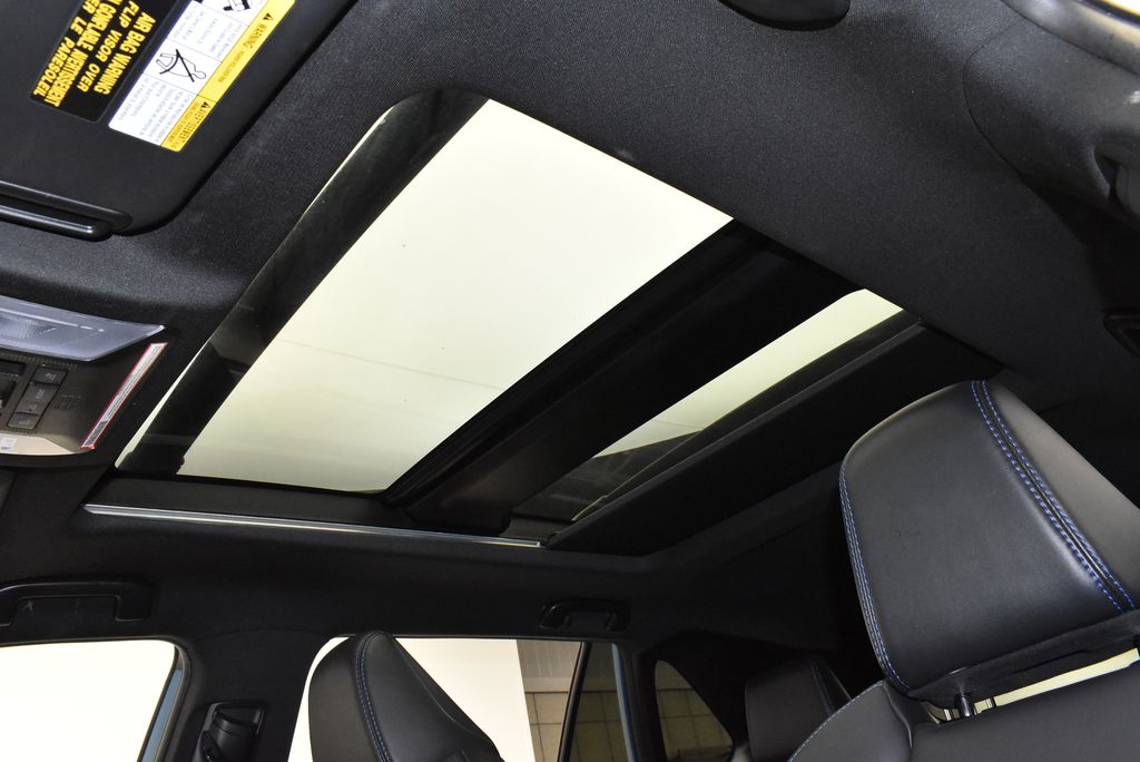 2022 Toyota RAV4 XSE 24