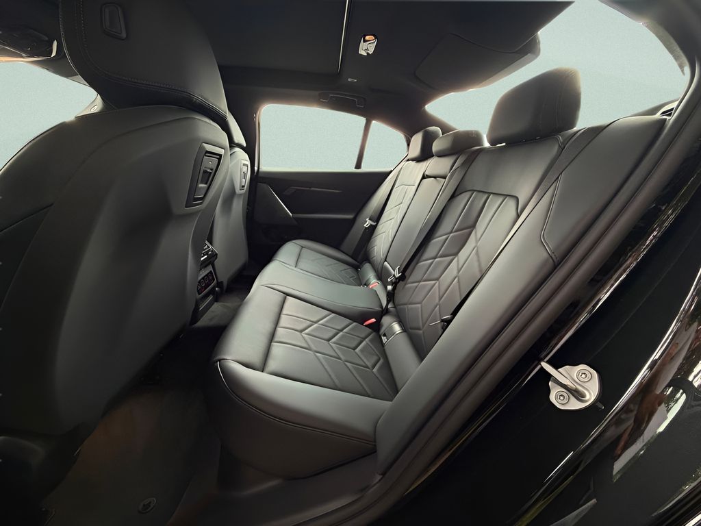 New 2027 Black BMW 550e xDrive image 21