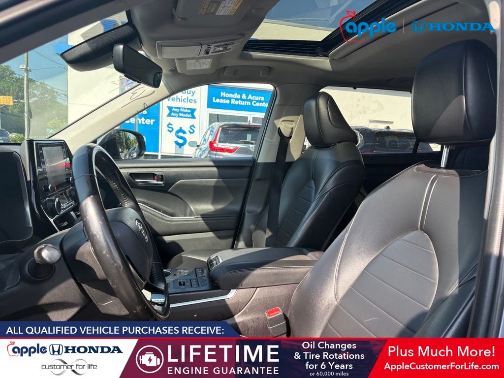2021 Toyota Highlander XLE