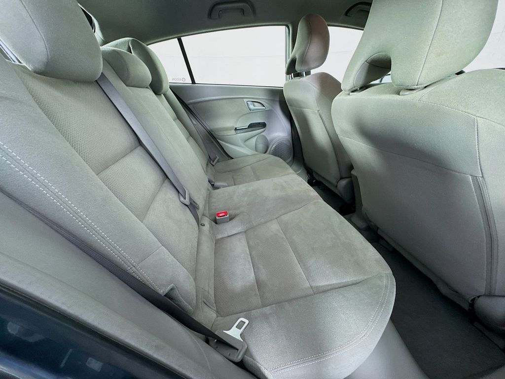 Used Car 2013 Honda Insight  Lx For Sale Under $10,000 In Austin, Texas