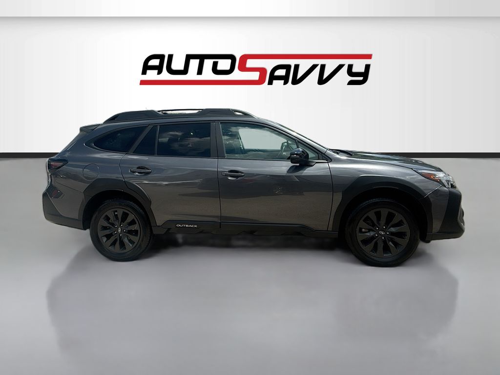 2024 Subaru Outback Onyx Edition Gray at Toyota of Victoria