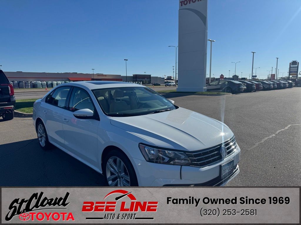 2019 Volkswagen Passat 2.0T Wolfsburg Edition Auto's photo