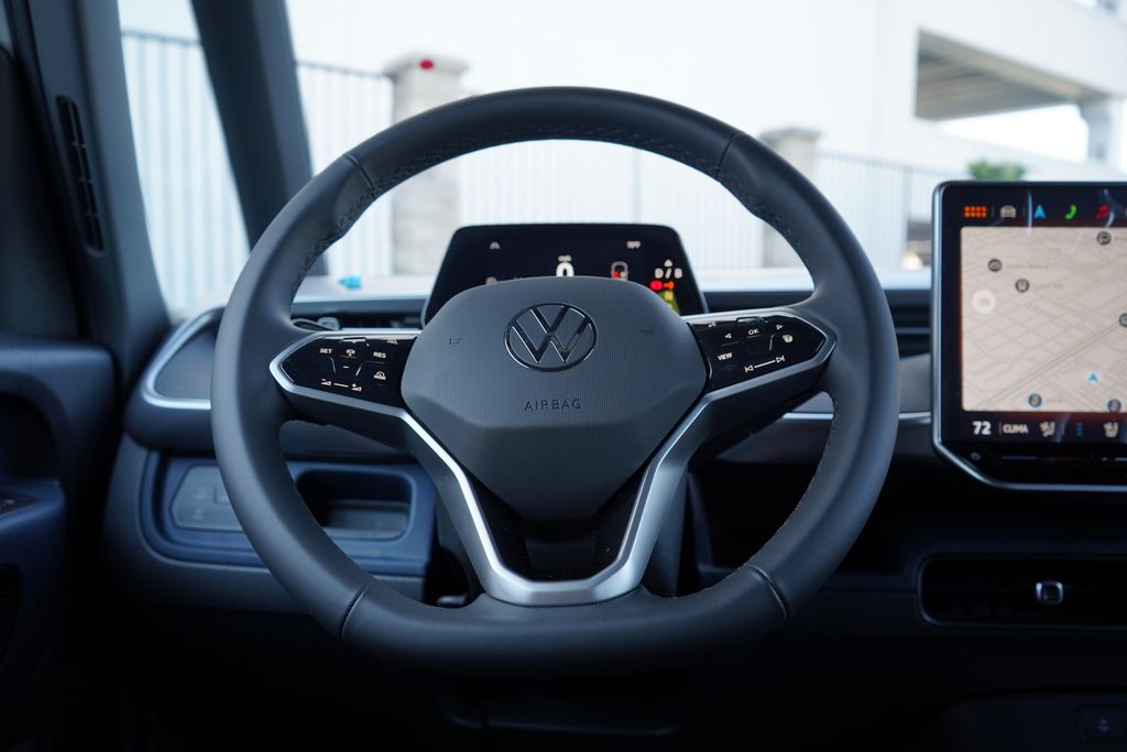 Thumbnail: 2025 Volkswagen ID.Buzz - 14