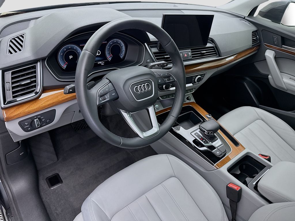 Thumbnail: 2022 Audi Q5 - 9
