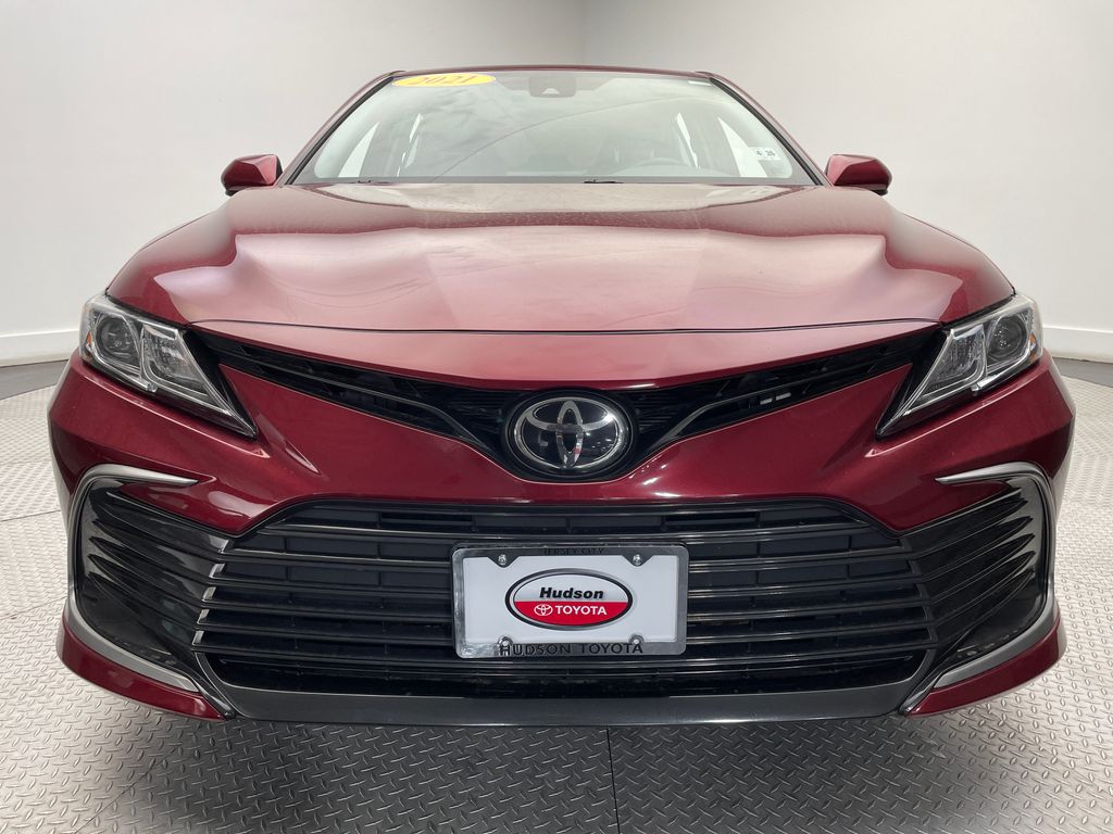 2021 Toyota Camry LE 2