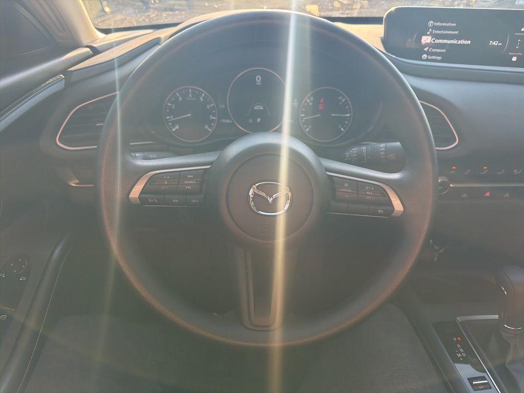 Certified Used 2025 White Mazda 2.5 S image 11