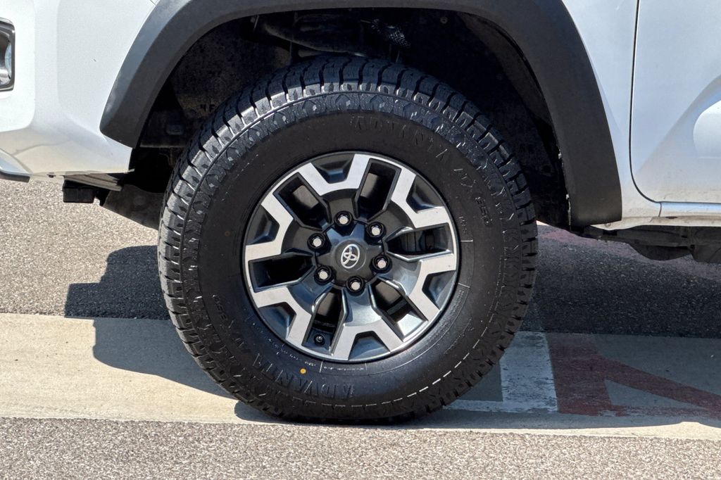 Used 2019 White Toyota TRD Off-Road image 30