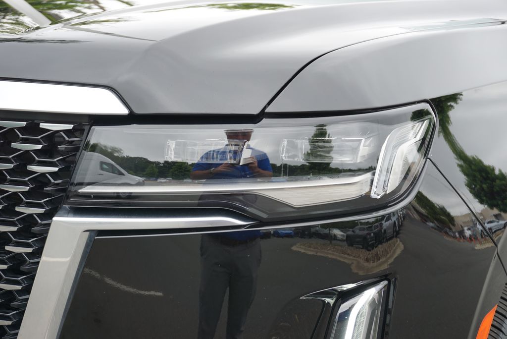 Thumbnail: 2023 Cadillac Escalade - 10