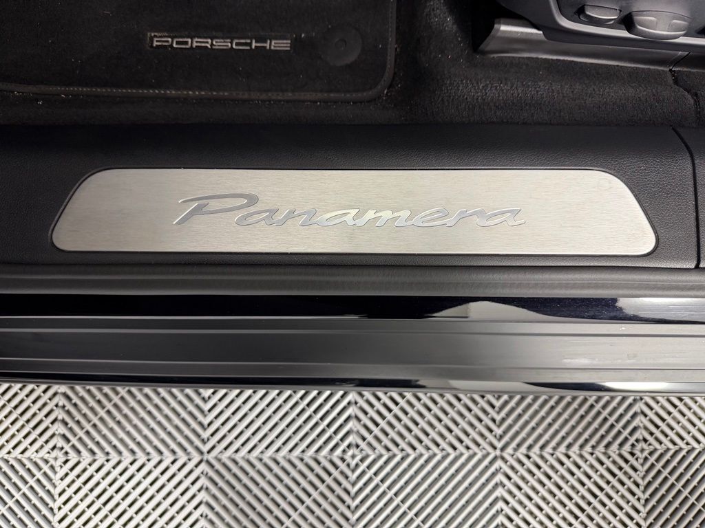 Thumbnail: 2026 Porsche Panamera - 20
