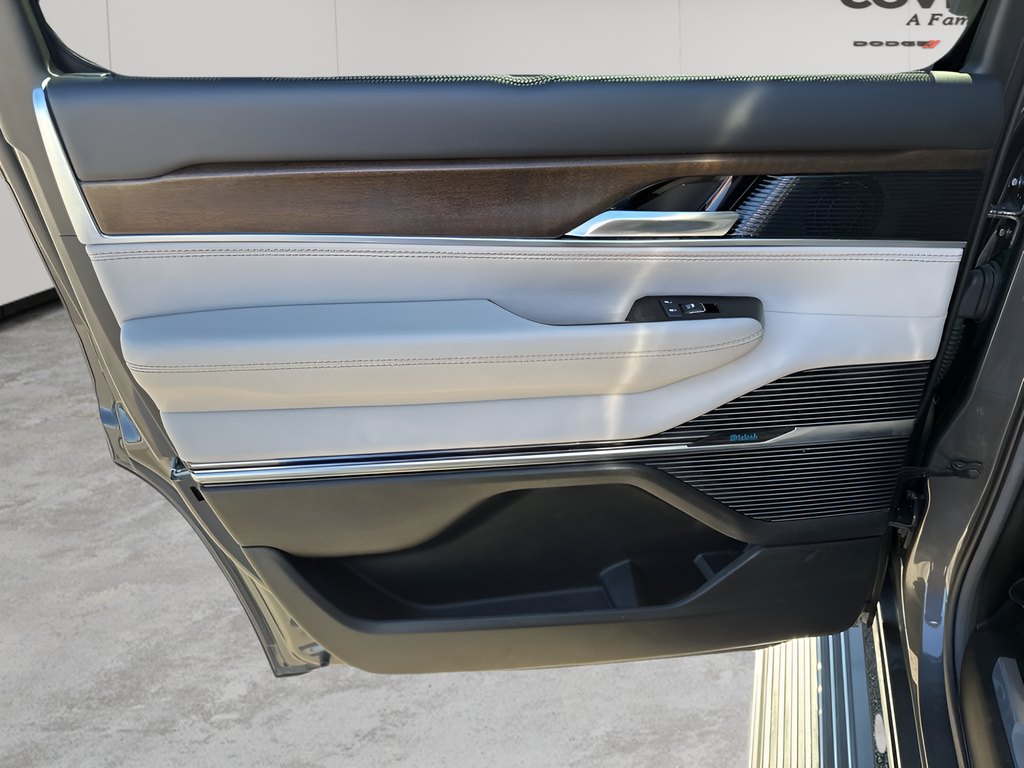 Used Car 2022 Jeep Grand Wagoneer  Series I For Sale Under $50,000 In Austin, Texas