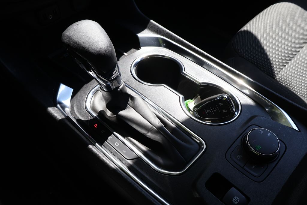 Thumbnail: 2023 Chevrolet Traverse - 22