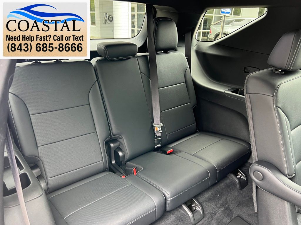 2025 Chevrolet Traverse LT White at Bob Mills Chevrolet