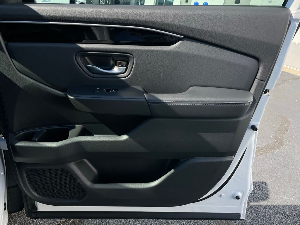 Thumbnail: 2025 Honda Pilot - 30