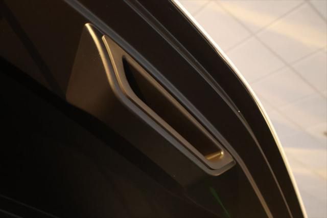 Thumbnail: 2026 Chevrolet Corvette - 14