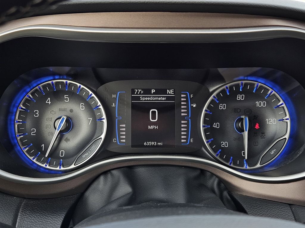 2023 Chrysler Voyager