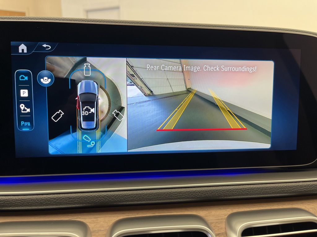 Thumbnail: 2026 Mercedes-Benz GLE - 19