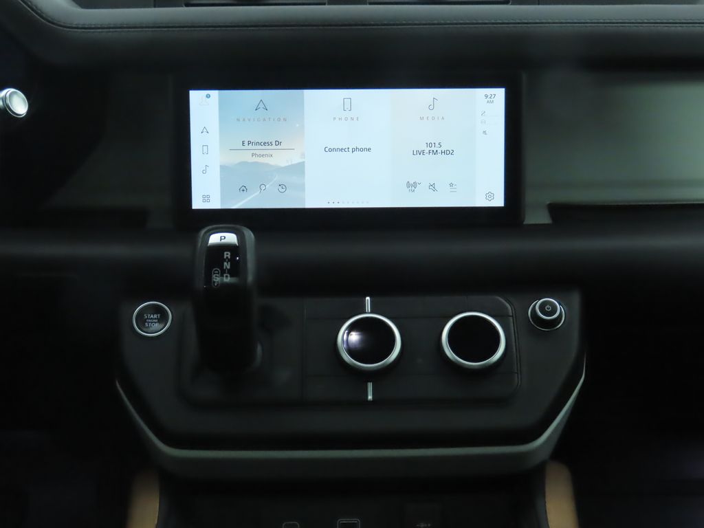 Thumbnail: 2022 Land Rover Defender - 14