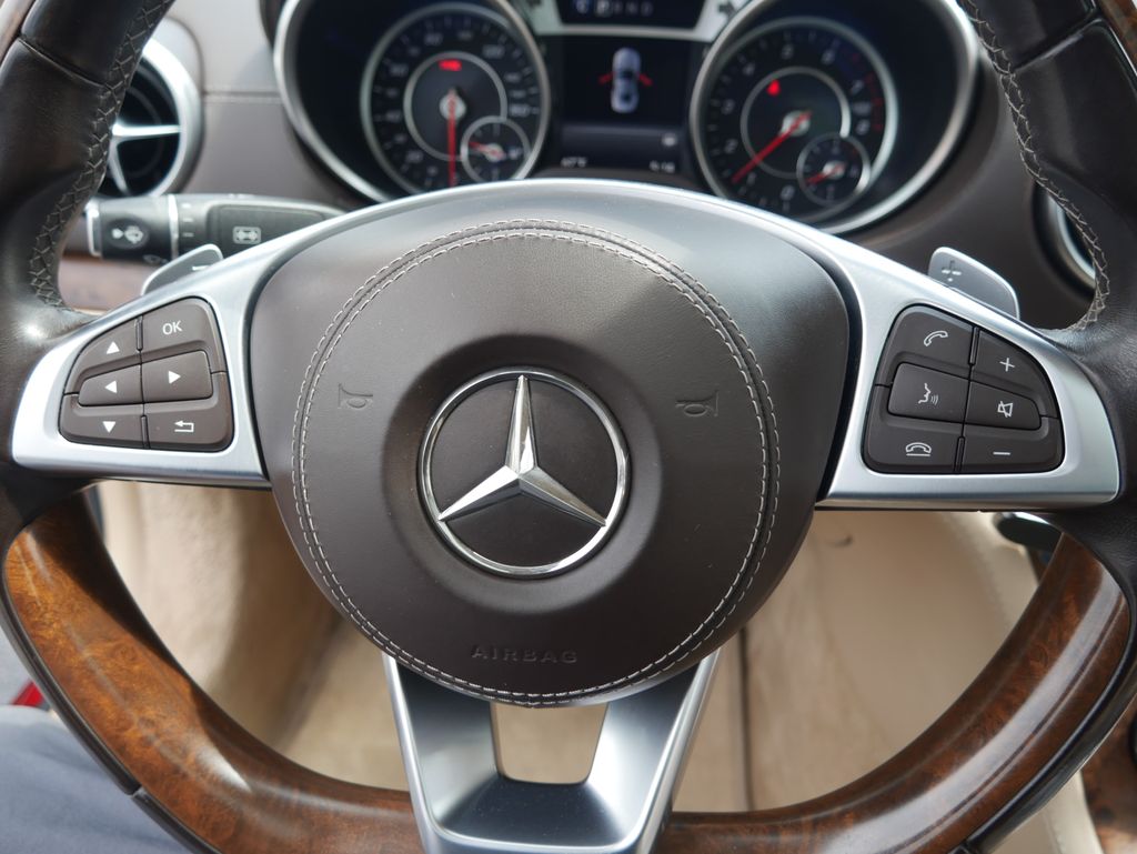 Thumbnail: 2020 Mercedes-Benz SL-Class - 23