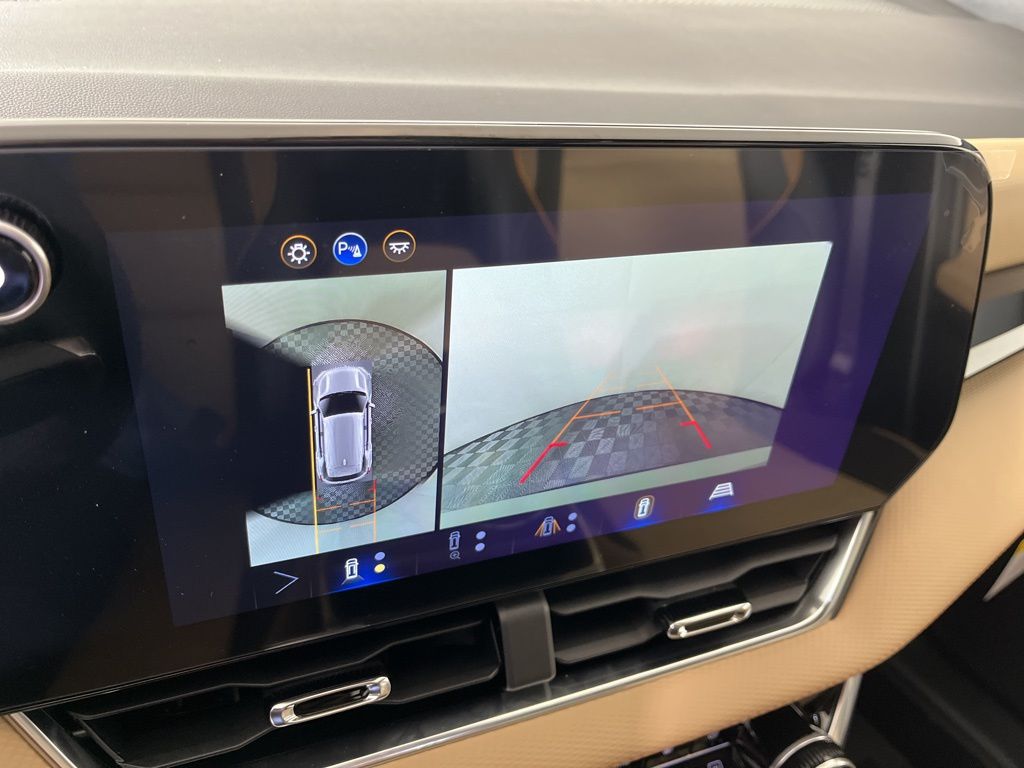 Thumbnail: 2026 Chevrolet Equinox - 32