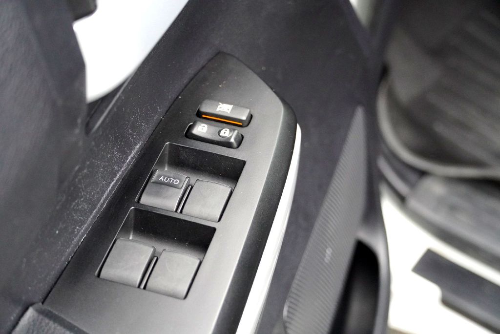 Used Car 2019 Toyota Tundra  Sr5 For Sale Under $35,000 In Taylor, Texas