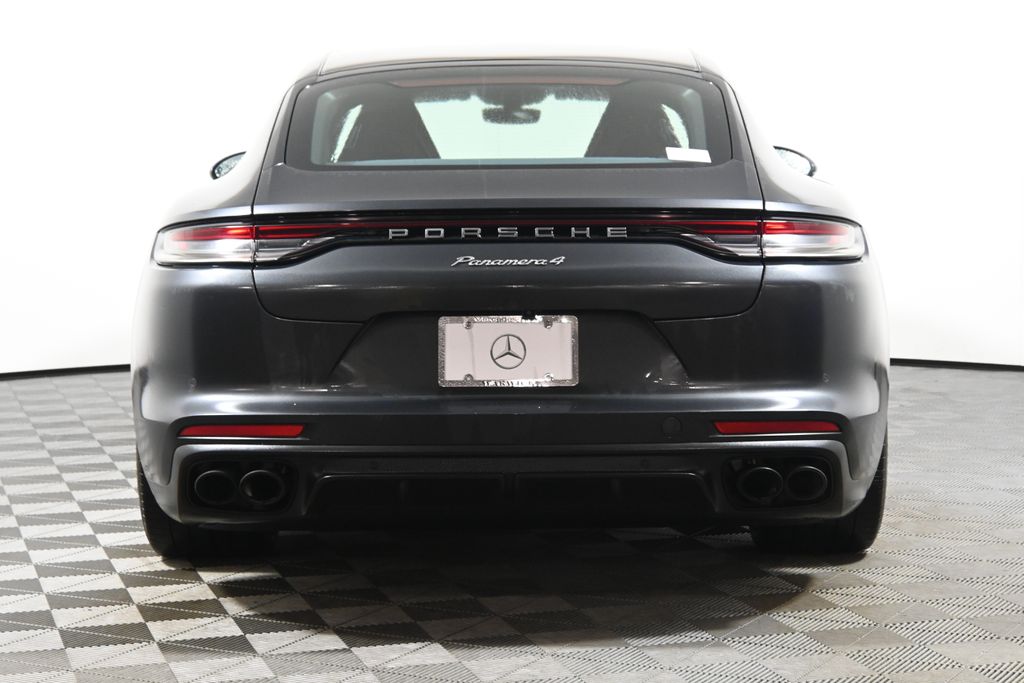 Thumbnail: 2021 Porsche Panamera - 9