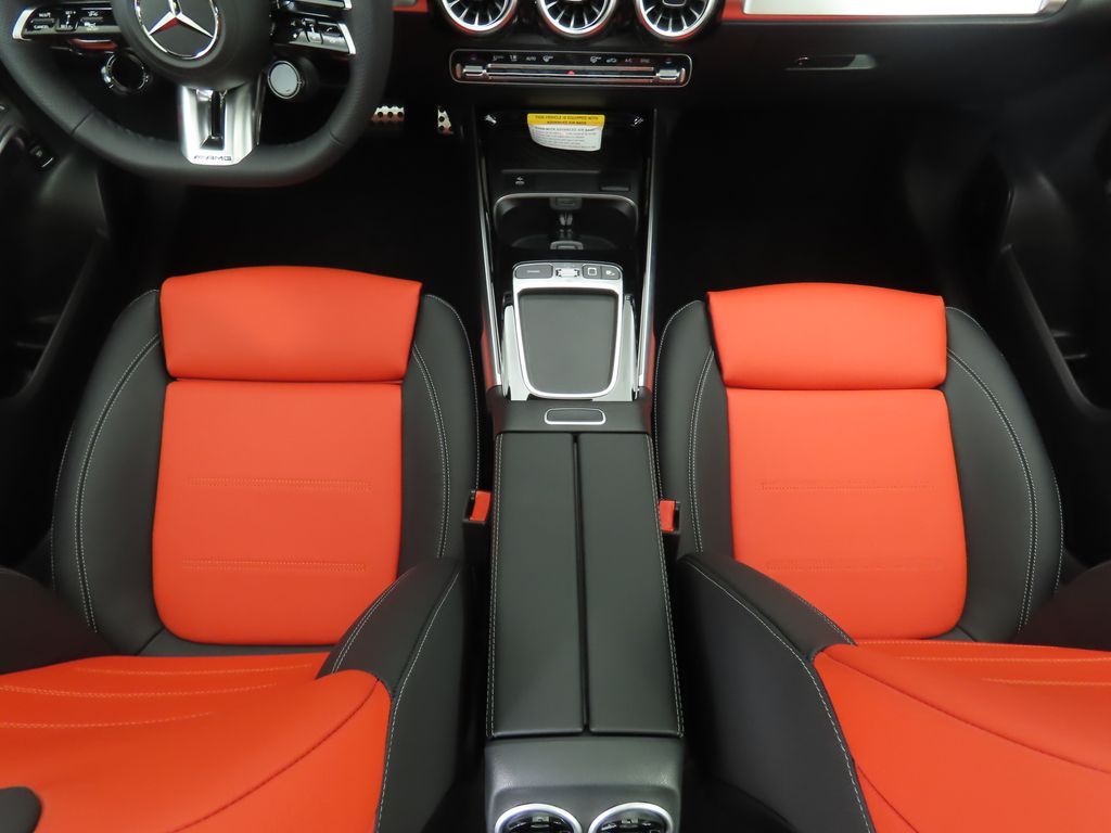 Thumbnail: 2026 Mercedes-Benz GLB - 18