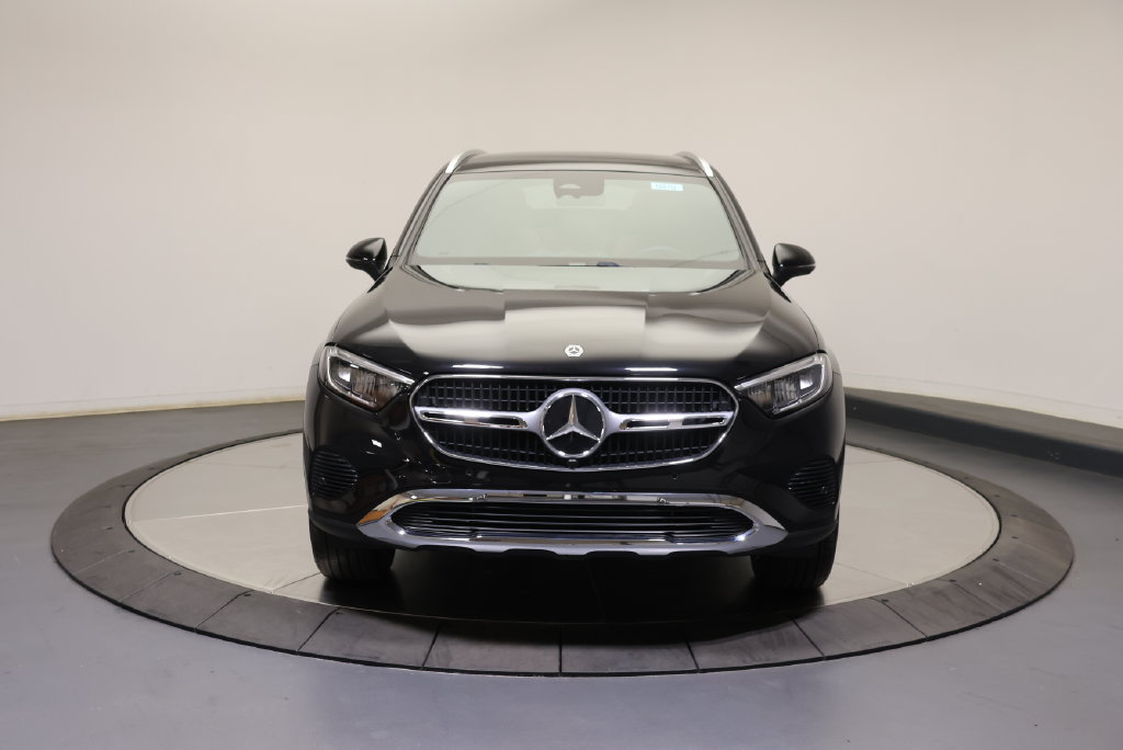 Thumbnail: 2025 Mercedes-Benz GLC - 2