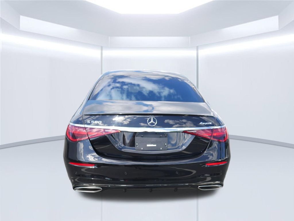 Thumbnail: 2025 Mercedes-Benz S-Class - 7