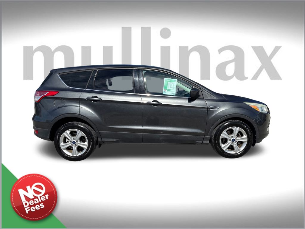 Used 2016 Ford Escape SE with VIN 1FMCU0G7XGUB10766 for sale in Lake Park, FL