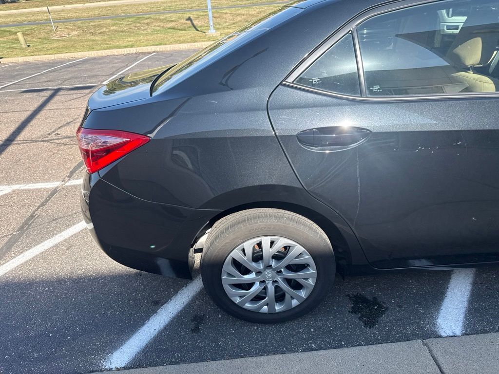 2019 Black Sand Pearl Toyota Corolla LE w/Toyota Safety Sense FWD Sedan