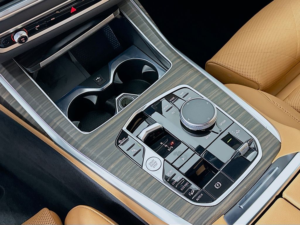 Thumbnail: 2025 BMW X7 - 17