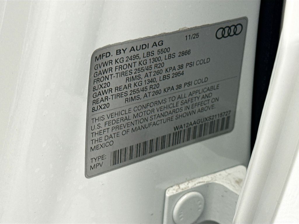 Thumbnail: 2025 Audi Q5 - 32